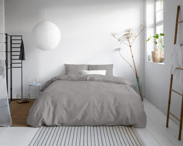 Effen Satijnen Dekbedovertrek Grijs 240 X 200 220