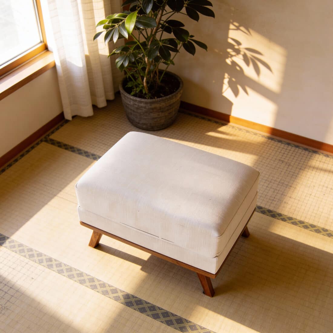 Japandi Poef Stof Melva 02 M460 Beige Japandi Poef Stof Melva 02 M460 Beige