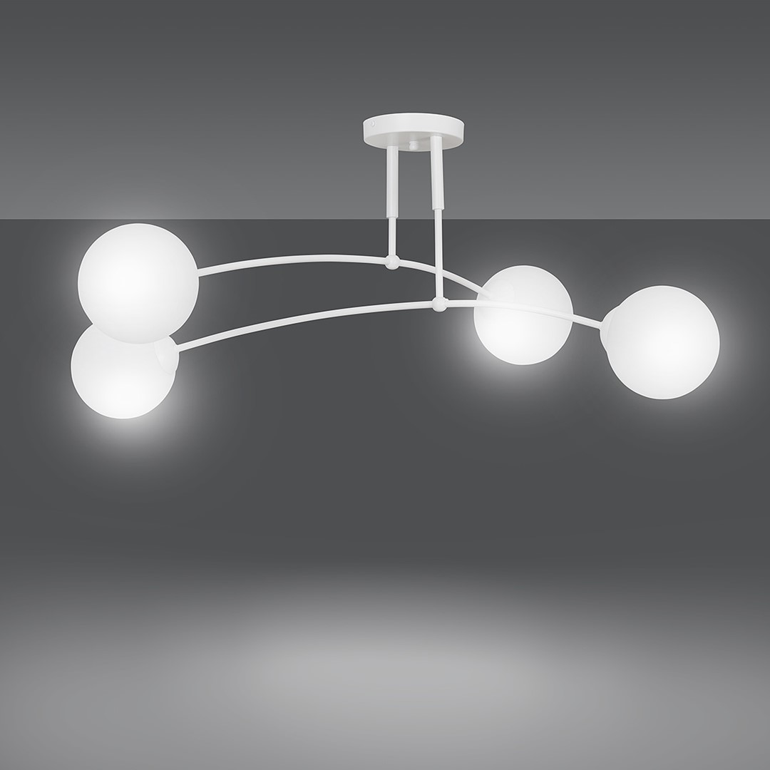 4 Witte Spijkers