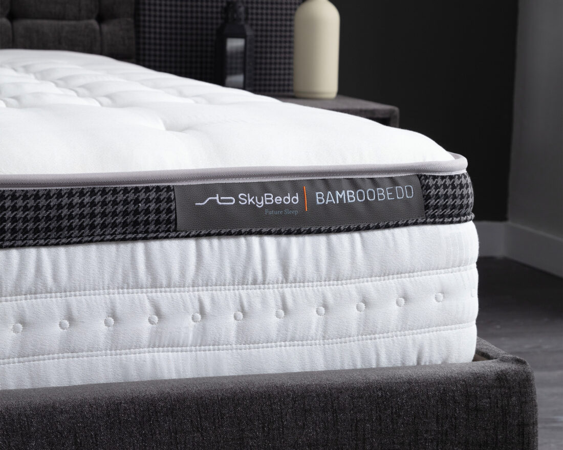 Skybedd Nachtkastje Bamboebed