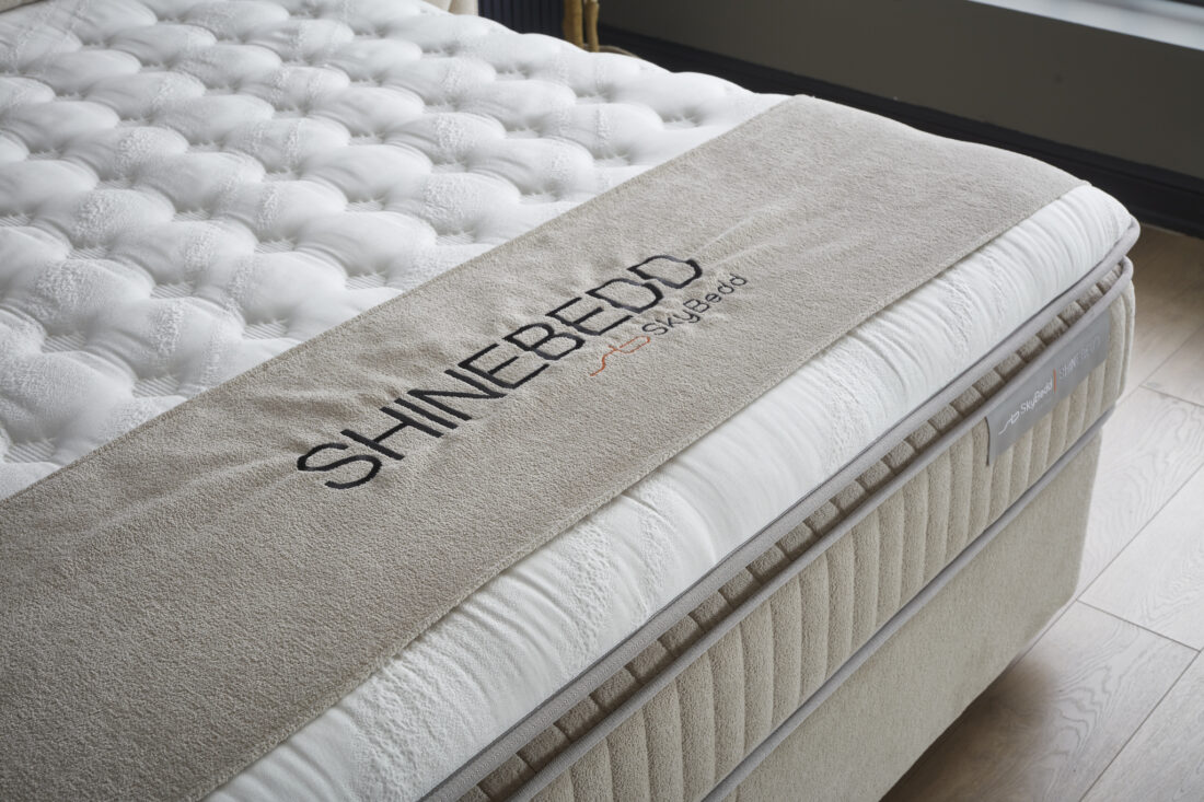 Skybedd 8211 Boxspring Met Opbergruimte Shinebedd Beige 160 215 200 Skybedd 8211 Boxspring Met Opbergruimte Shinebedd Beige 160 215 200
